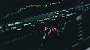 US stocks hit record highs as AMD’s AI chip deal fuels rally; Bitcoin tops $125,000 amid global political shifts