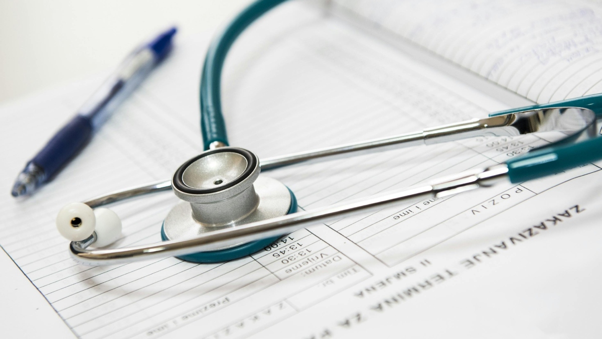 NEET PG cut-off: Medical community calls out 'illogical move' of lowering scores to minus 40