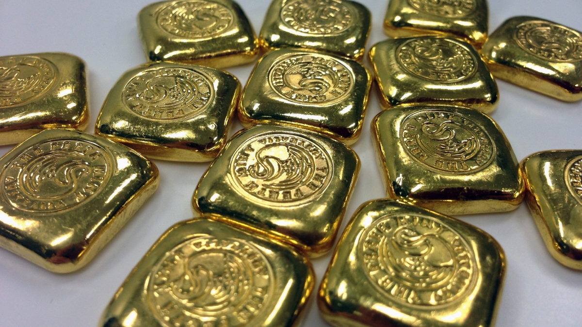 Gold surges past $4,100 for the first time as US-China trade tensions rise Gold surges past $4,100 for the first time as US-China trade tensions rise