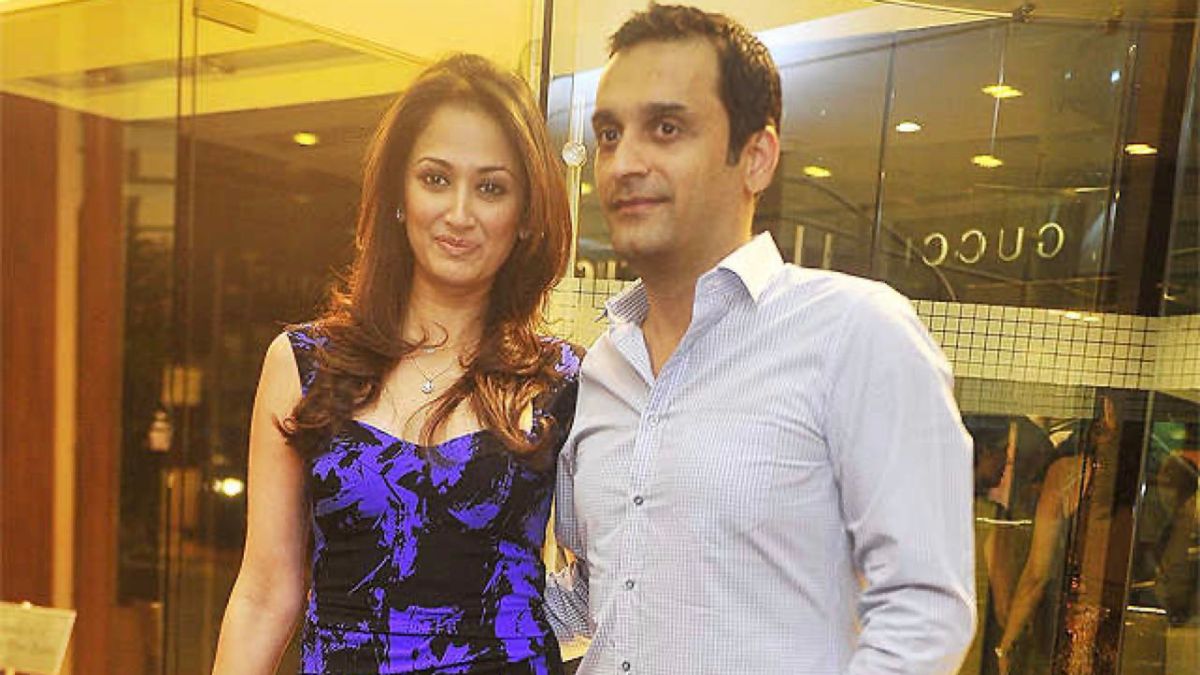 Former Bollywood star Gayatri Joshi's husband construction Tycook Vikas Oberoi has made it to the Hurun Report's India Rich List 2025 at 58th position. (Image source: Yuvraj Singh Mann/X) Former Bollywood star Gayatri Joshi's husband construction Tycook Vikas Oberoi has made it to the Hurun Report's India Rich List 2025 at 58th position. (Image source: Yuvraj Singh Mann/X)