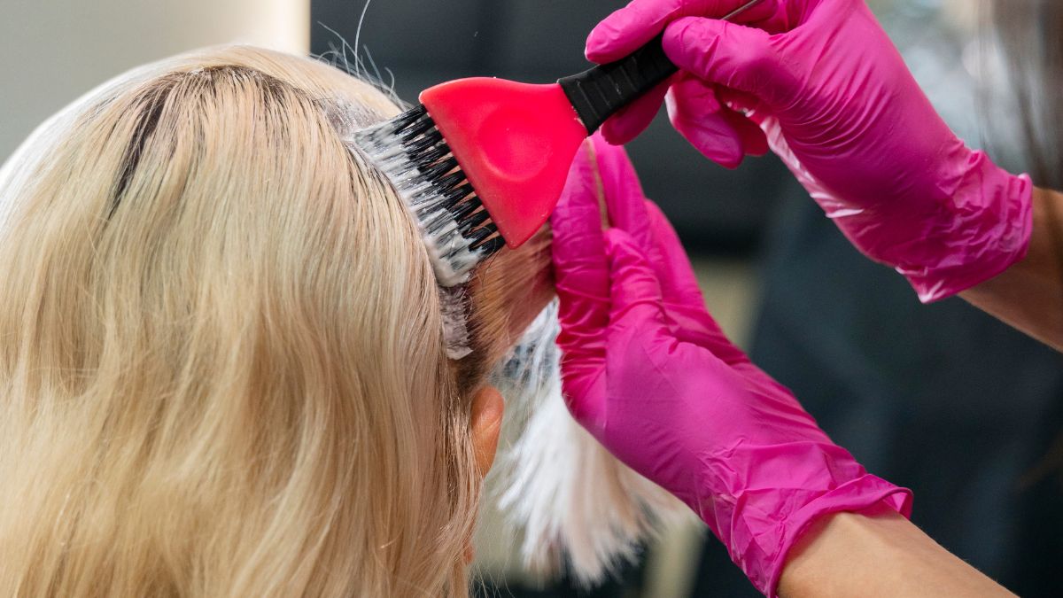 This 20-year-old dyed her hair every month—Now she’s fighting kidney disease