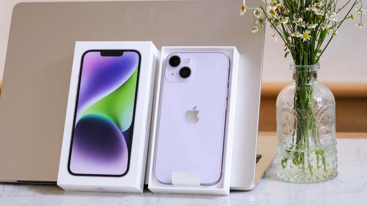 Trump Mobile bietet „gebrauchte“ Apple iPhone 14 und Samsung Galaxy S23 zu ...