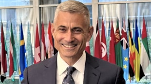 Paul Kapur, US Assistant Secy for South and Central Asia, was born in New Delhi to an Indian father and an American mother. Although he grew up as a “thoroughly American kid”, he frequently visited India.