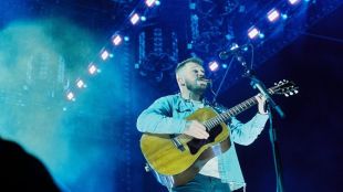 Who is Zach Bryan? Grammy-award winning country artist slams ICE in his latest song