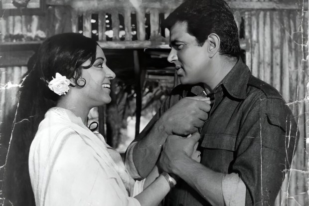 Seeta Aur Geeta (1972)Seeta Aur Geeta featured an ensemble cast starring Dharmendra, Hema Malini, Sanjeev Kumar and Roopesh Kumar among others. A romantic-comedy, it is one of Dharmendra's most memorable roles and became a hit not only in India but surprisingly in the Soviet Union as well! (Image source: Courtesy of IMDb)