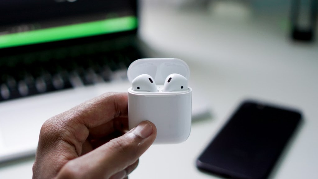 Apple AirPods Android