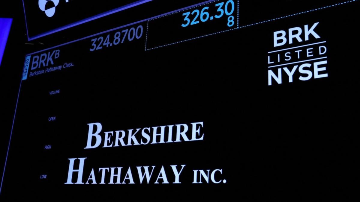 ‘Economic uncertainty’: Berkshire Hathaway lets cash swell to a record $381.7 billion