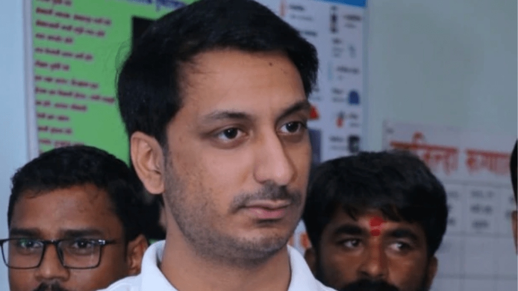 Committee report on the Pune land deal indicts three, including a government official and two others; Parth Pawar’s name is not mentioned in the investigation. Committee report on the Pune land deal indicts three, including a government official and two others; Parth Pawar’s name is not mentioned in the investigation.