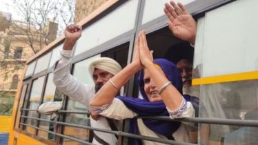 ‘You are Hindus’: Pakistan authorities refuse entry to group of Indian pilgrims