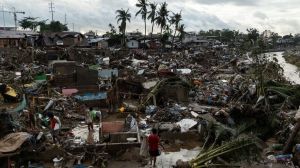 114 dead as Typhoon Kalmaegi devastates Philippines