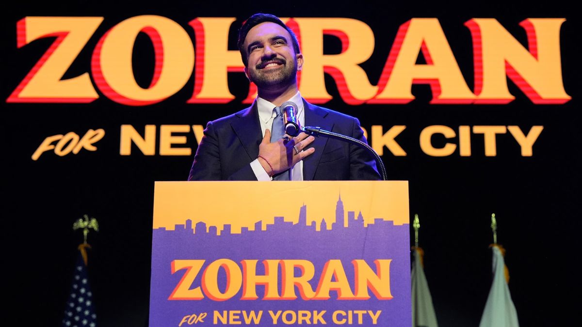 Mamdani defines himself as democratic socialist, in a country where “socialism” has long been condemned as a dirty word, identified with everything from the former Soviet dictatorship and sky-high taxes on the rich in democracies.