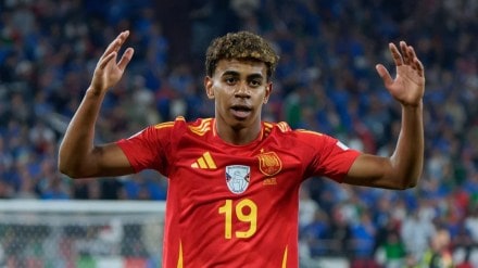 Yamal injured his groin area while playing for Spain in September. Since then, his case of pubalgia, or chronic groin injury, has been a point of contention between his club and the national side. 