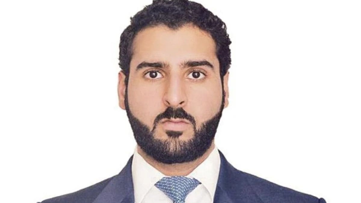 After completing his studies at Bayes Business School in London, Neville joined the Tata Group in 2016, beginning his career with Trent, the retail arm founded by his grandmother, Simone Tata. 