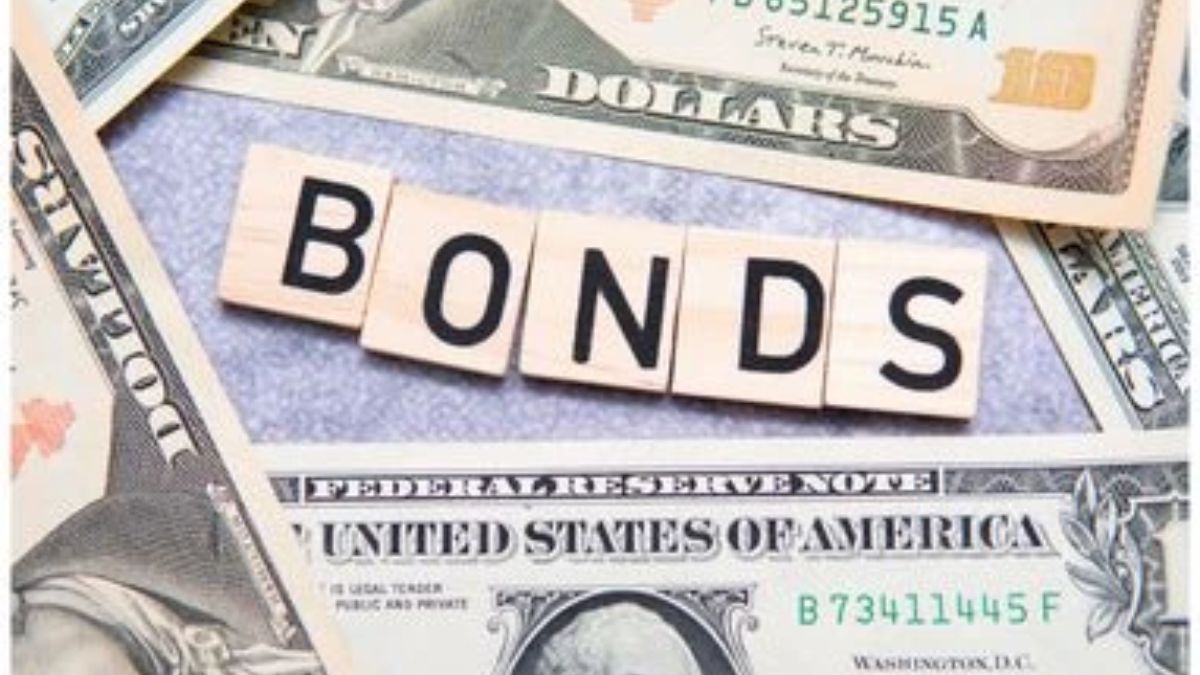 Dealers said that cut-off came in better-than-expected for 15 year paper, while cut-off yield was in line with expectation for five year paper. Dealers said that cut-off came in better-than-expected for 15 year paper, while cut-off yield was in line with expectation for five year paper.