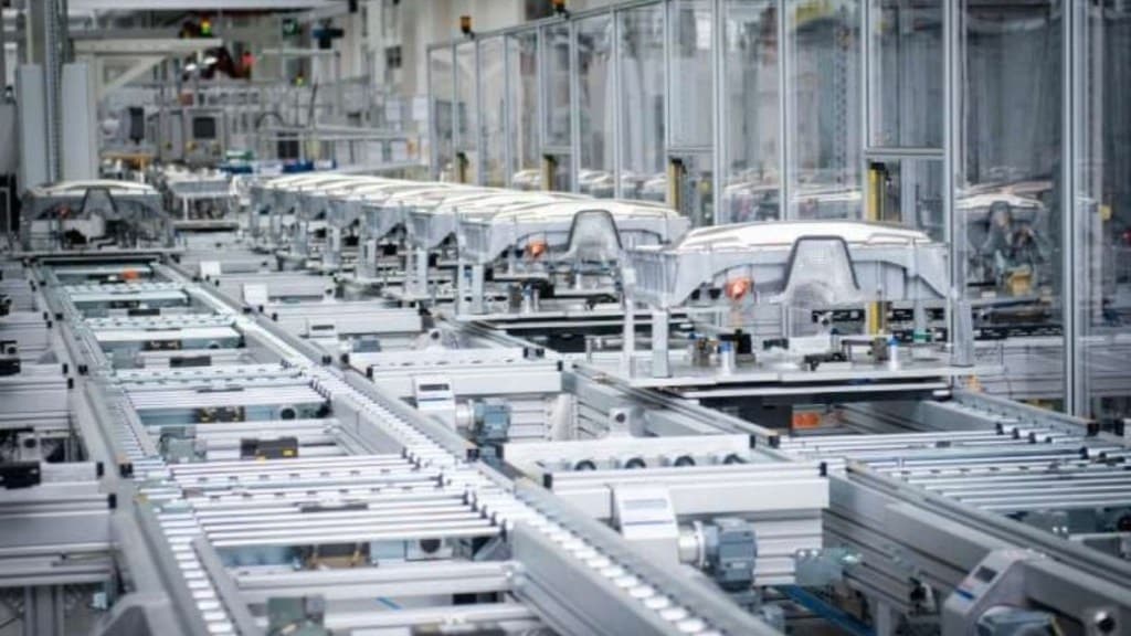 MHI has calculated that Ola has already accumulated dues of around Rs 35 crore, while the other two companies each owe about Rs 14 crore. MHI has calculated that Ola has already accumulated dues of around Rs 35 crore, while the other two companies each owe about Rs 14 crore.