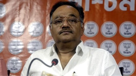 "The commission cannot discharge its constitutional duty from Delhi by issuing two or three statements while West Bengal burns,” West Bengal BJP president Samik Bhattacharya said.