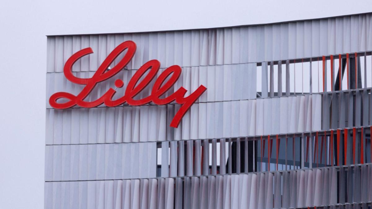 Eli Lilly becomes first pharma company to hit $1 trillion market-cap - Business News | The Financial Express Eli Lilly becomes first pharma company to hit $1 trillion market-cap - Business News | The Financial Express