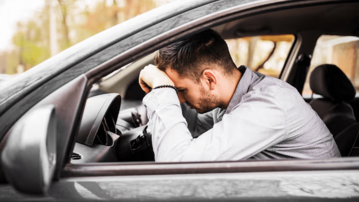 Employee drives hours for mandatory meeting only to find it postponed Employee drives hours for mandatory meeting only to find it postponed