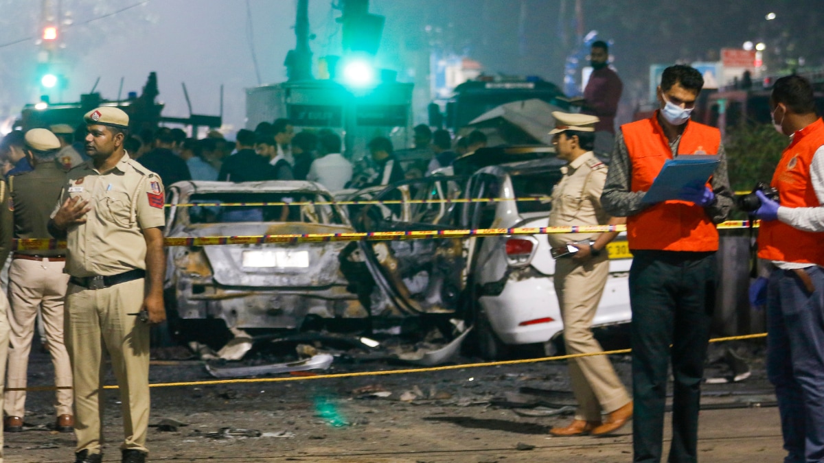 Who is Shaheen Sayeed? UP doctor arrested over Delhi blast, was setting up JeM women's wing in India Who is Shaheen Sayeed? UP doctor arrested over Delhi blast, was setting up JeM women's wing in India