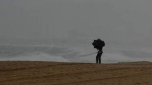 IMD issues heavy rainfall alert for Tamil Nadu, Kerala and Karnataka