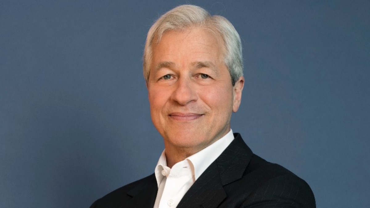 JPMorgan Chase CEO Jamie Dimon said that working from the office plays a crucial role in mentorship, sales training, and error management — key aspects of professional learning that are often lost in remote work.