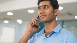 Reddit user shares how a company that rejected them last year reached out for free advice, sparking debate on workplace ethics and professional boundaries