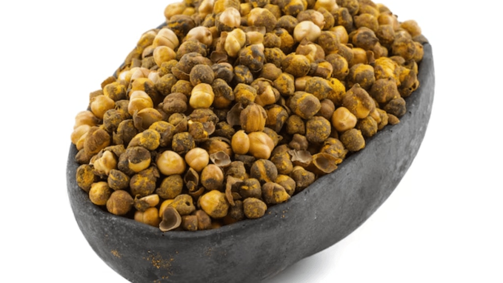 Shiv Sena MP Priyanka Chaturvedi writes to Union Health Minister J.P. Nadda demanding action against the use of carcinogenic dye Auramine in roasted chana.