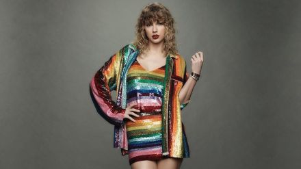 Taylor Swift is obsessed with sourdough bread