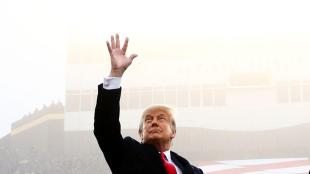 Trump imposes 25% tariff on advanced AI chips amid national security push