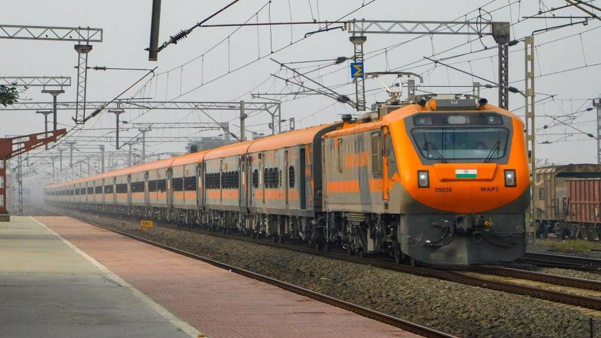 Udhna-Brahmapur Amrit Bharat Express Udhna-Brahmapur Amrit Bharat Express