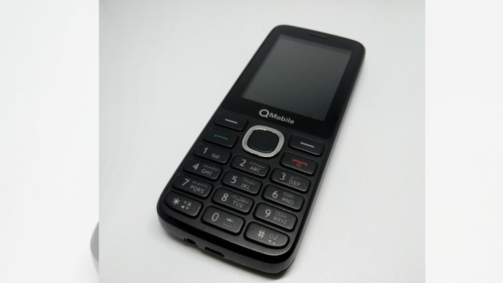 Data-free live content coming to Rs 2000 feature phones with next-gen D2M tech: All you need to know