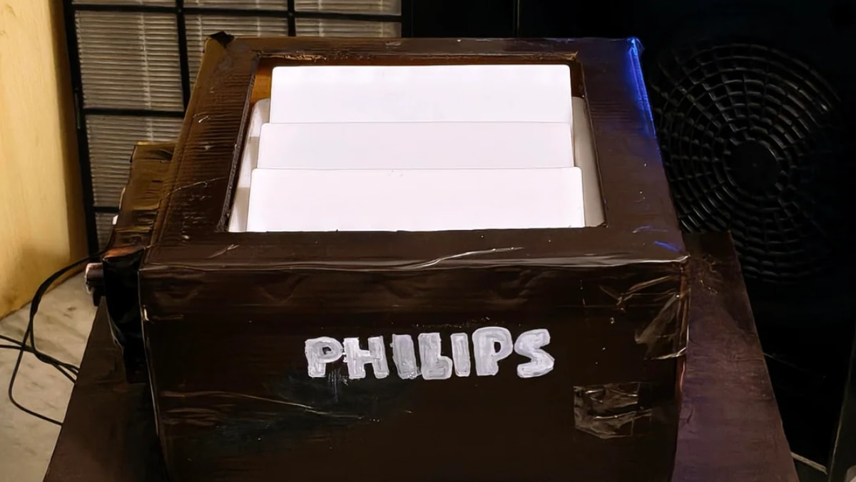 A Delhi man has built his own air purifier at home and claims it reduced indoor AQI from 400 to 50 in just 15 minutes.