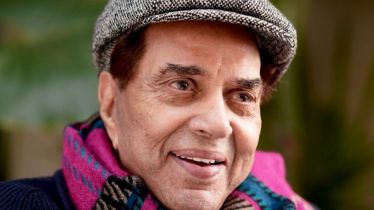 Dharmendra health updates LIVE