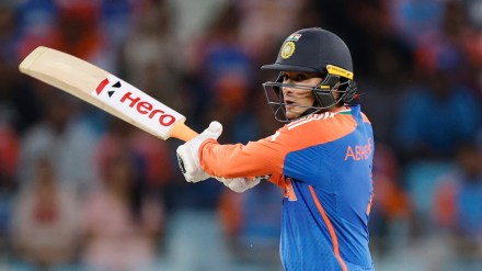 Abhishek Sharma becomes fastest batter to reach 1000 T20I runs, surpasses Suryakumar Yadav Abhishek Sharma becomes fastest batter to reach 1000 T20I runs, surpasses Suryakumar Yadav