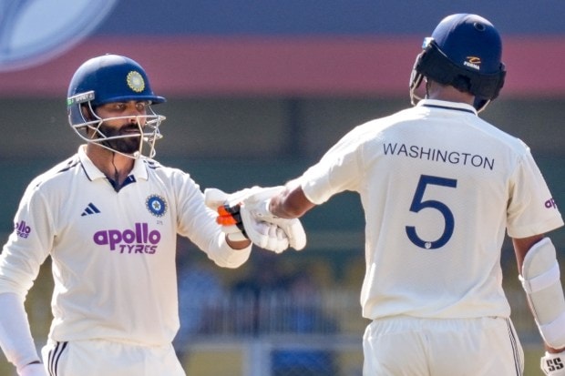 Washington Sundar and Ravindra Jadeja during the fifth day of the second Test cricket. (Image: PTI)