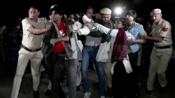 ‘Arrest pollution, not people’: Oppn questions Delhi police crackdown on protesters at India Gate