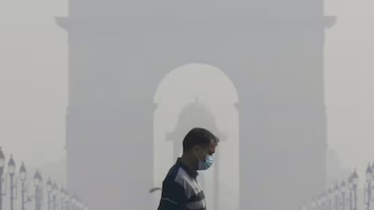 Delhi chokes at ‘very poor’ AQI levels