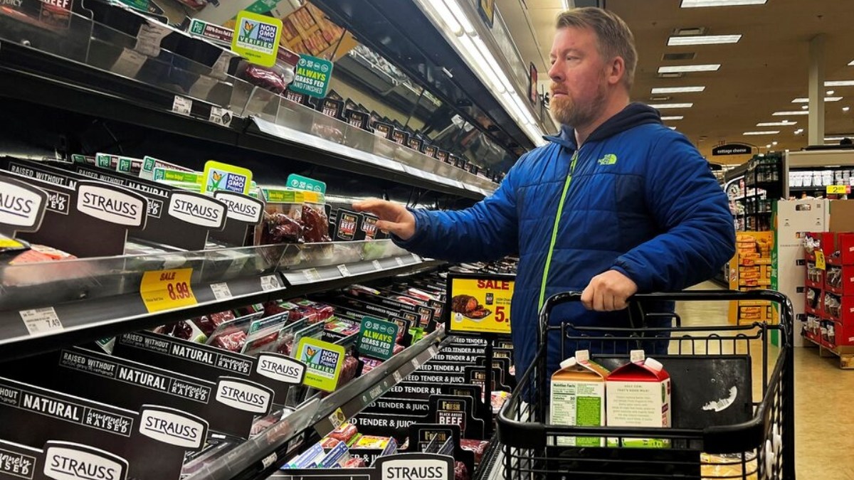 US Stores Offering Low-Cost Thanksgiving Meal Deals
