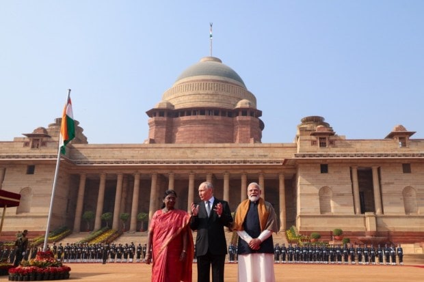 President Draupadi Murmu, PM Modi and Vladimir Putin in front of Rashtrapati bavan (Image Source: @Narendramodi)