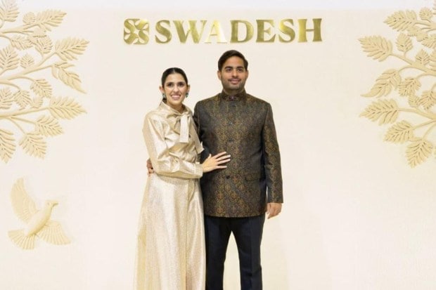 Nita Ambani's elder son, Akash Ambani, was present at the event too, as he posed beside his wife, Shloka. Mukesh Ambani also graced the celebrations as he welcome Udhav Thakeray and other notable personalities. (Image: X)
