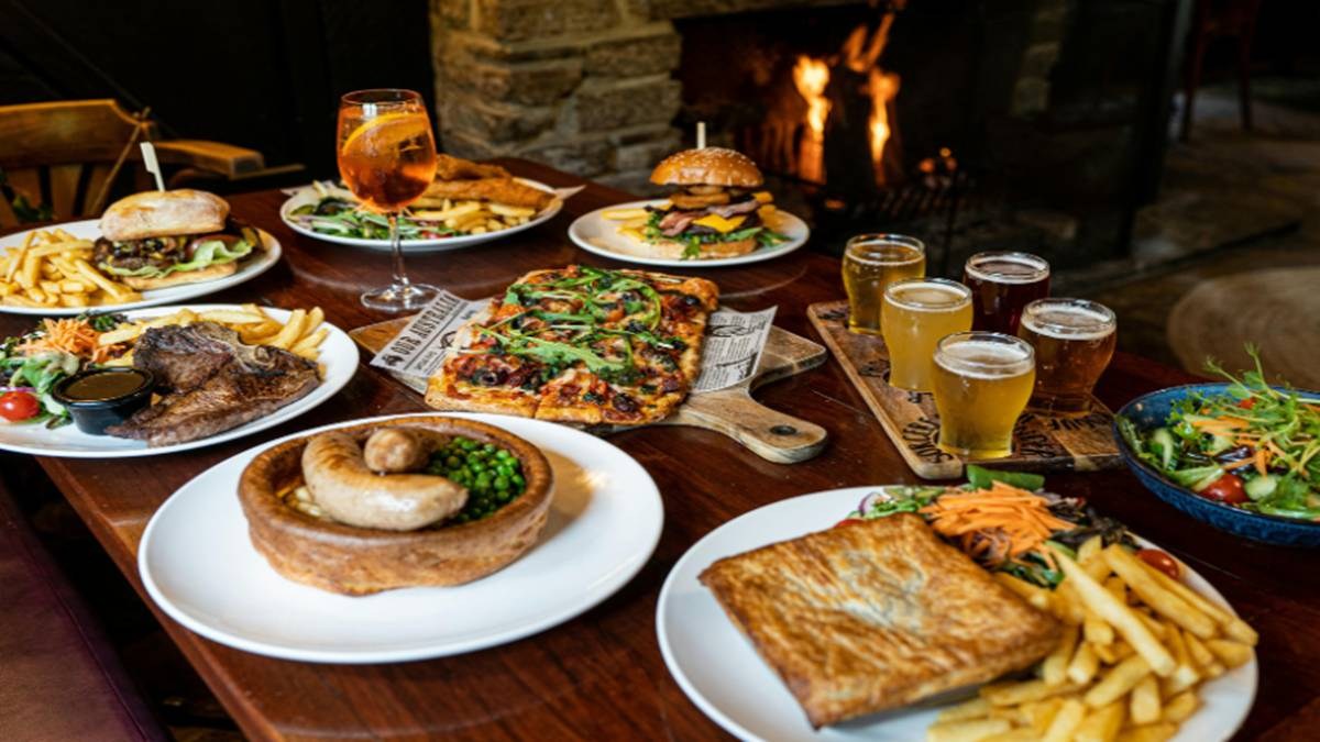 Chaos at Bengaluru Pub Over Rs 30 Offer