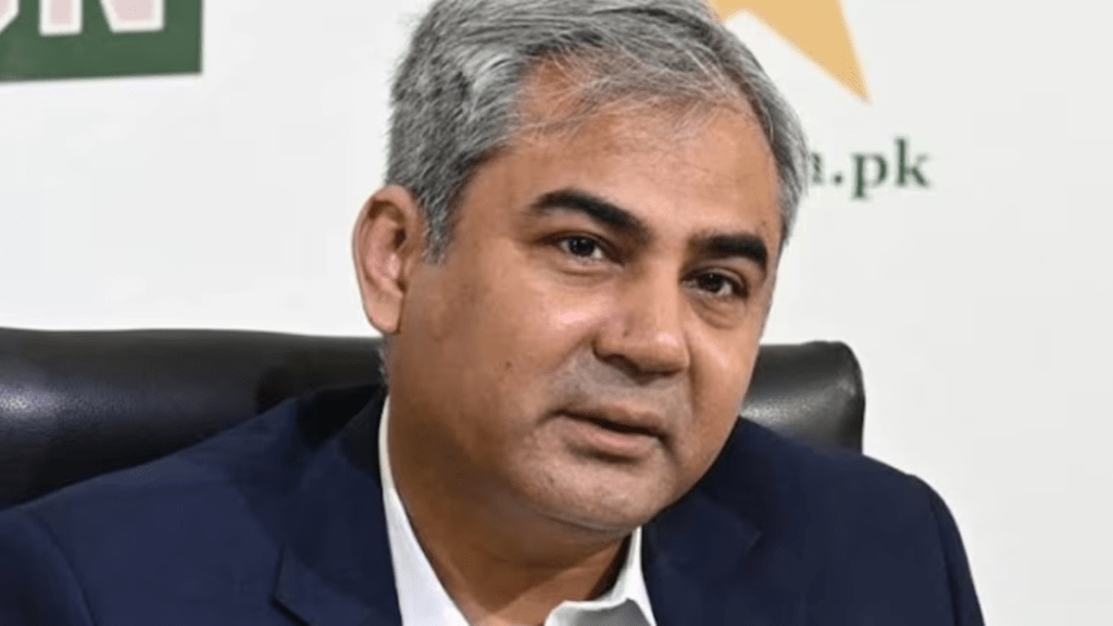 Asia Cup 2025 trophy controversy explained: Why PCB chief Mohsin Naqvi is demanding India come to Dubai Asia Cup 2025 trophy controversy explained: Why PCB chief Mohsin Naqvi is demanding India come to Dubai