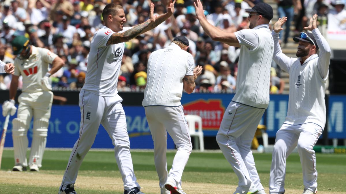 Brydon Carse's spell on Day 2 set up England's first win in Ashes 2025-26.