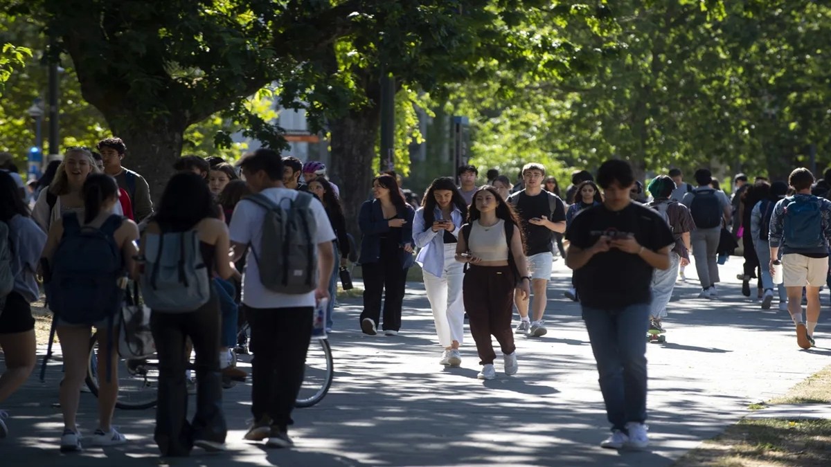 Canada Sees 60% Drop in New International Students in 2025