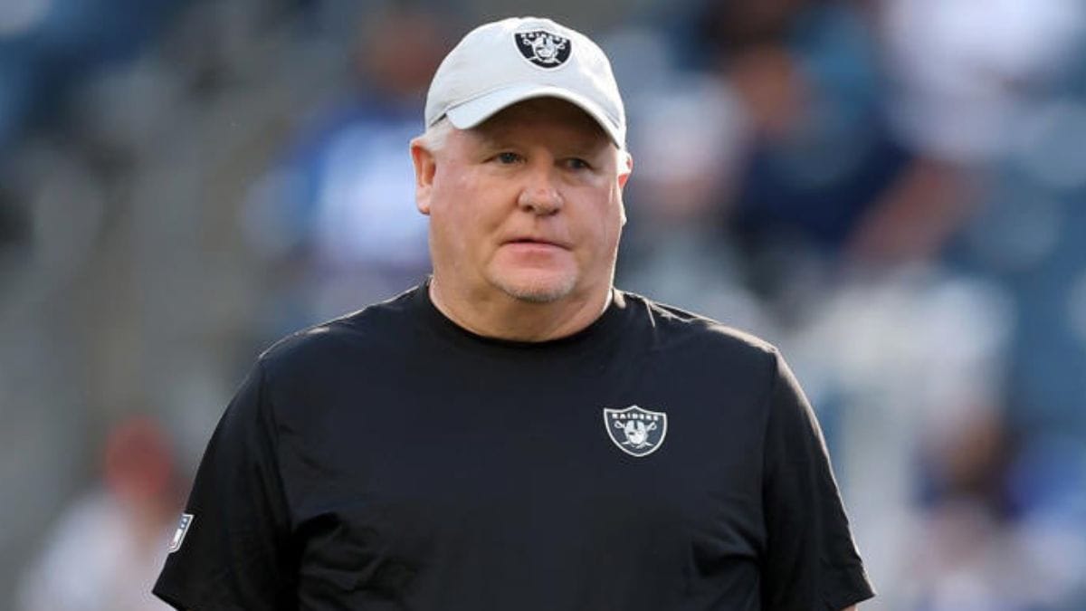 Chip Kelly has been appointed as Northwestern’s new offensive coordinator, returning to the Big Ten as the Wildcats look to overhaul their offence. (Photo Source: X)