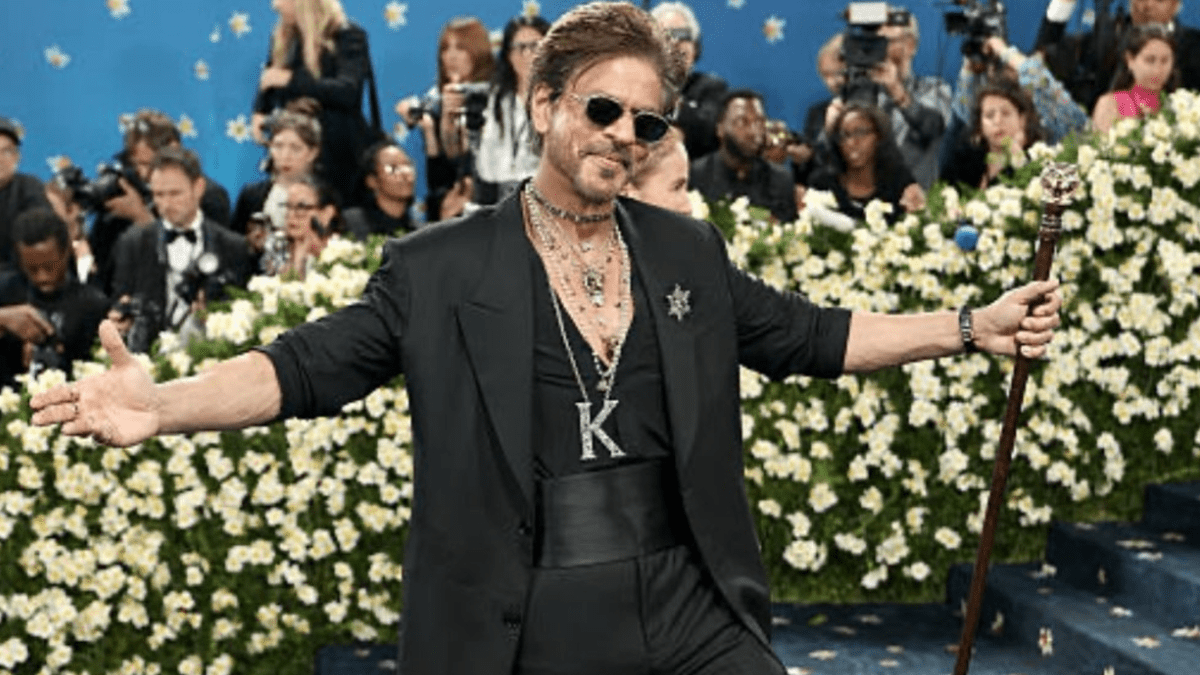 NYT names Shah Rukh Khan among world’s most stylish people – Here is what sets him unique NYT names Shah Rukh Khan among world’s most stylish people – Here is what sets him unique