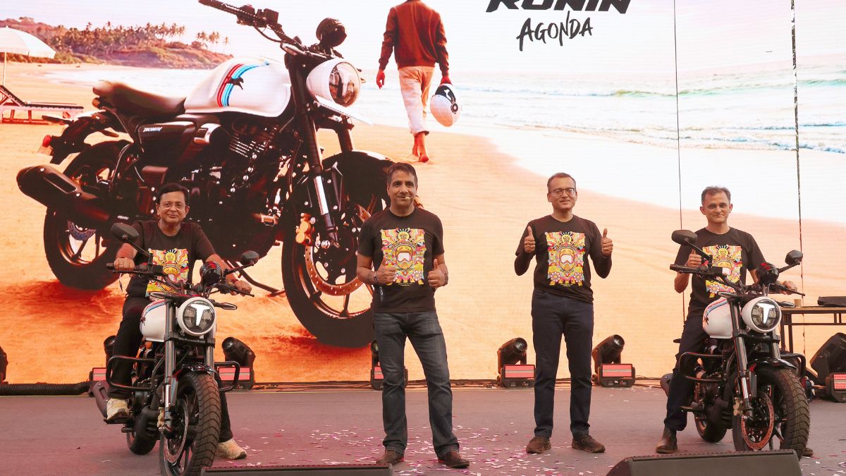 TVS celebrates two decades of Apache with RTX edition; unveils stylish Ronin Agonda