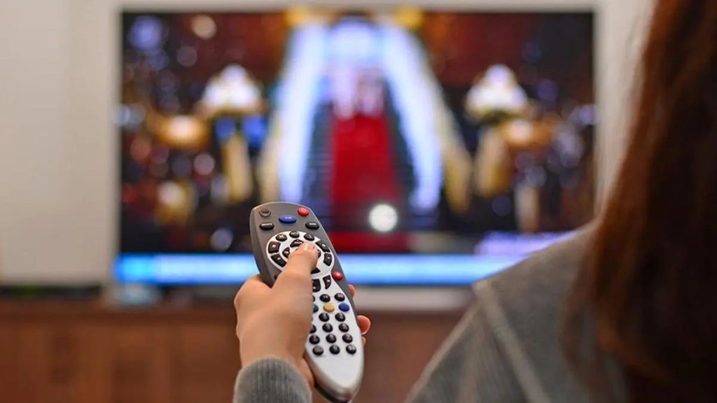 These digital-only audiences, who access the internet but do not watch Linear TV, climbed to 313 million, representing 26 per cent of the 15+ year old Indian population, in Q3. 