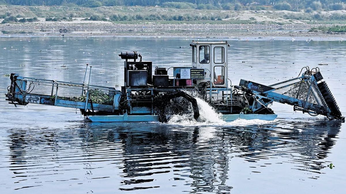 The approval of these machines comes as a part of Rekha Gupta led Delhi government’s plan to actualise some of the broader pollution reduction promises made by BJP ahead of the recent Delhi elections. The approval of these machines comes as a part of Rekha Gupta led Delhi government’s plan to actualise some of the broader pollution reduction promises made by BJP ahead of the recent Delhi elections.