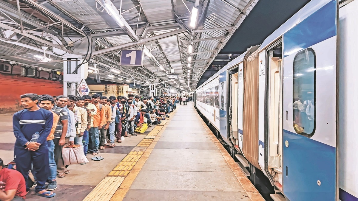 Railways deploys special trains to help stranded travelers amid IndiGo ...